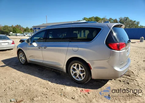 2019 Chrysler Pacifica Touring L Plus z USA, uszkodzony, nr VIN 2C4RC1EG4KR605187
